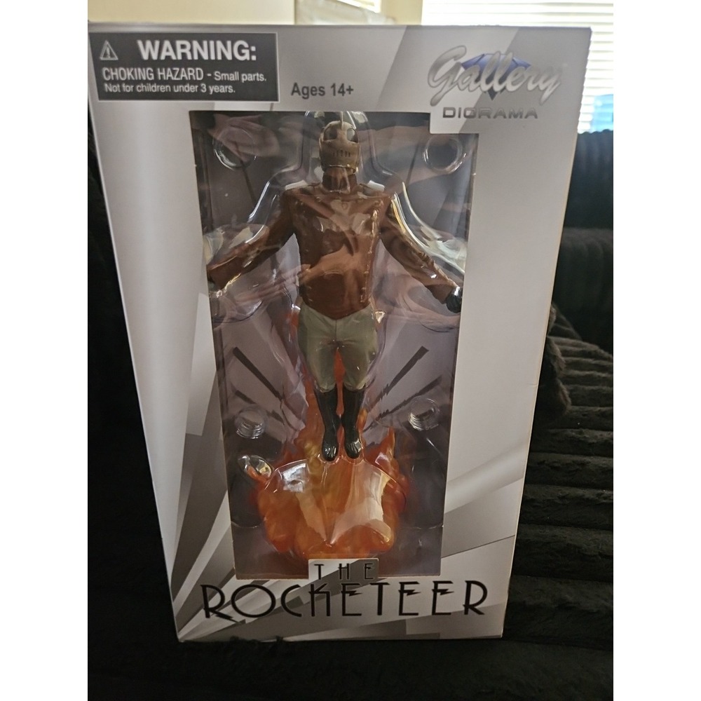 Gallery Diorama Disney The Rocketeer 10" Figure Rare Collectible In Original Box